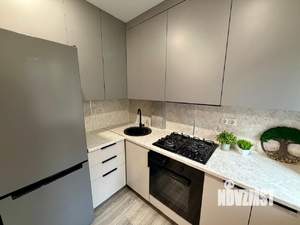 2-к квартира, вторичка, 37м2, 1/4 этаж