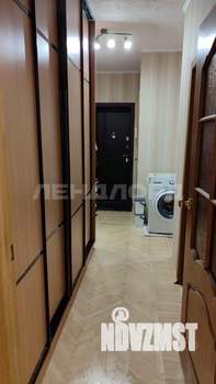 3-к квартира, вторичка, 57м2, 5/6 этаж