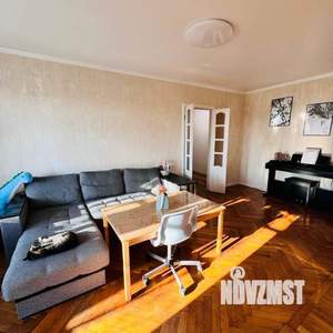 3-к квартира, вторичка, 58м2, 5/5 этаж