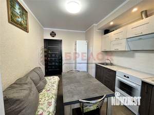 2-к квартира, вторичка, 56м2, 2/19 этаж
