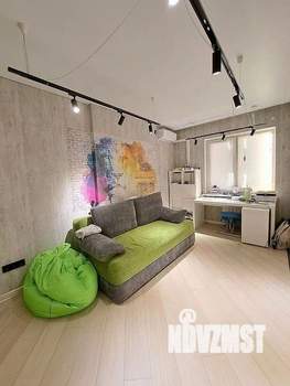 2-к квартира, вторичка, 63м2, 1/10 этаж