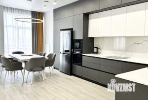 4-к квартира, вторичка, 150м2, 7/10 этаж