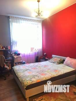2-к квартира, вторичка, 70м2, 1/4 этаж