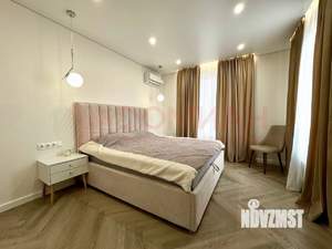 3-к квартира, вторичка, 70м2, 8/25 этаж