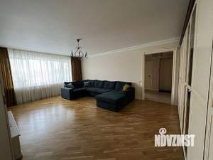 3-к квартира, вторичка, 108м2, 4/10 этаж