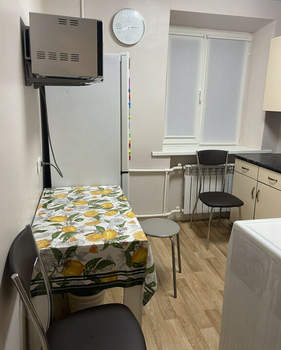 2-к квартира, вторичка, 42м2, 1/5 этаж