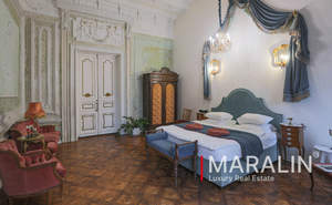 5-к квартира, вторичка, 300м2, 2/3 этаж