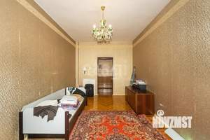 4-к квартира, вторичка, 170м2, 3/3 этаж