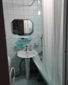 3-к квартира, вторичка, 65м2, 1/9 этаж