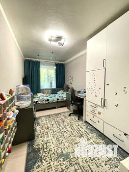 3-к квартира, вторичка, 55м2, 1/6 этаж