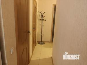 2-к квартира, вторичка, 54м2, 1/10 этаж