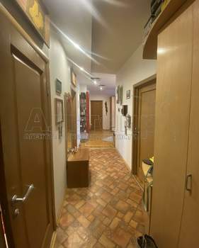 3-к квартира, вторичка, 80м2, 4/5 этаж