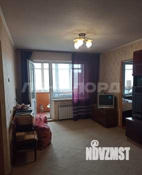 3-к квартира, вторичка, 52м2, 6/9 этаж