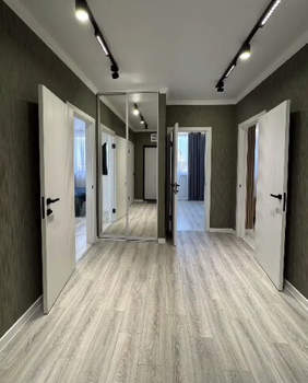 3-к квартира, вторичка, 75м2, 11/18 этаж