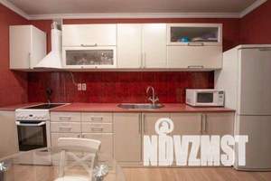2-к квартира, вторичка, 64м2, 1/17 этаж