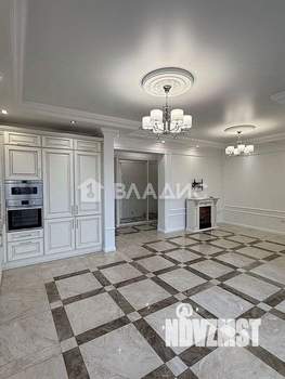 3-к квартира, вторичка, 100м2, 11/22 этаж