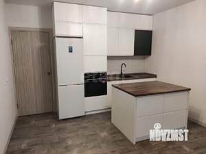 2-к квартира, вторичка, 70м2, 9/17 этаж