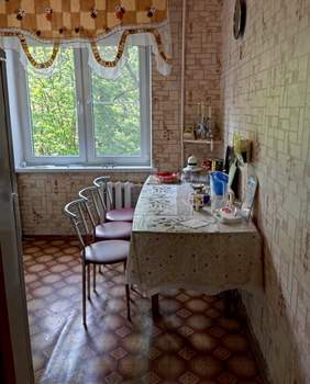 3-к квартира, вторичка, 63м2, 3/9 этаж