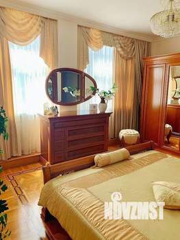 4-к квартира, вторичка, 172м2, 6/13 этаж