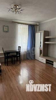 3-к квартира, вторичка, 60м2, 1/2 этаж