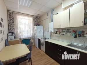 2-к квартира, вторичка, 57м2, 1/3 этаж