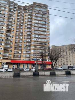 2-к квартира, вторичка, 56м2, 7/18 этаж