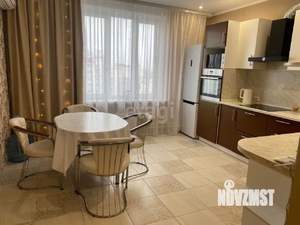 2-к квартира, вторичка, 70м2, 20/25 этаж