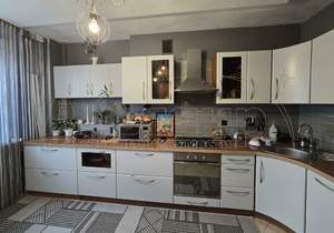 4-к квартира, вторичка, 134м2, 6/10 этаж