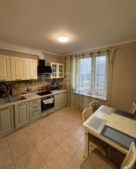 2-к квартира, вторичка, 64м2, 11/18 этаж