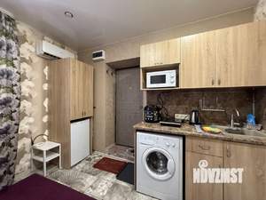 2-к квартира, вторичка, 35м2, 1/4 этаж