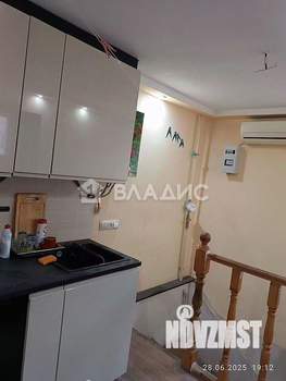 3-к квартира, вторичка, 64м2, 2/2 этаж