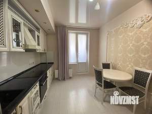 2-к квартира, вторичка, 60м2, 7/15 этаж