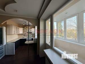 3-к квартира, вторичка, 65м2, 3/5 этаж