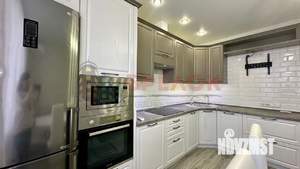 2-к квартира, вторичка, 56м2, 10/18 этаж