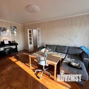 3-к квартира, вторичка, 58м2, 5/5 этаж