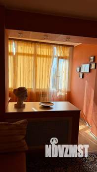 2-к квартира, вторичка, 57м2, 8/10 этаж