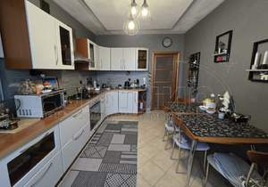 4-к квартира, вторичка, 134м2, 6/10 этаж