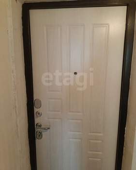 4-к квартира, вторичка, 60м2, 5/5 этаж