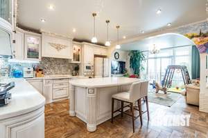 4-к квартира, вторичка, 170м2, 7/11 этаж