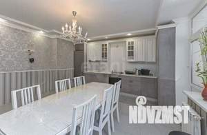 3-к квартира, вторичка, 64м2, 19/22 этаж