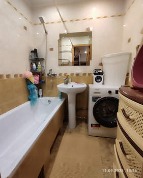 2-к квартира, вторичка, 58м2, 8/9 этаж