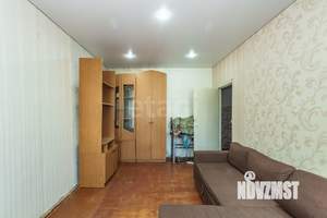 2-к квартира, вторичка, 42м2, 3/5 этаж