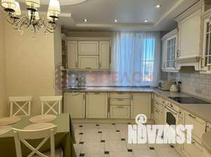 2-к квартира, вторичка, 82м2, 8/19 этаж