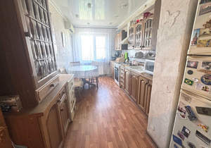 4-к квартира, вторичка, 94м2, 8/10 этаж