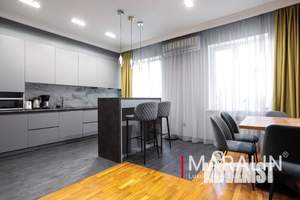 4-к квартира, вторичка, 90м2, 2/4 этаж