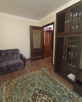 1-к квартира, вторичка, 42м2, 1/10 этаж