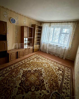 2-к квартира, вторичка, 45м2, 1/5 этаж