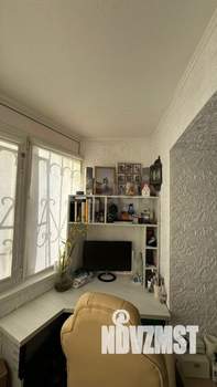 2-к квартира, вторичка, 52м2, 1/10 этаж