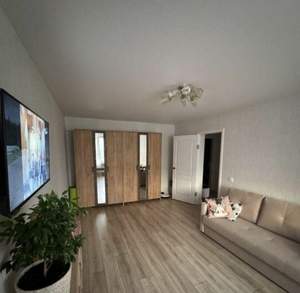 1-к квартира, вторичка, 38м2, 9/17 этаж