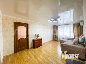 3-к квартира, вторичка, 63м2, 1/5 этаж